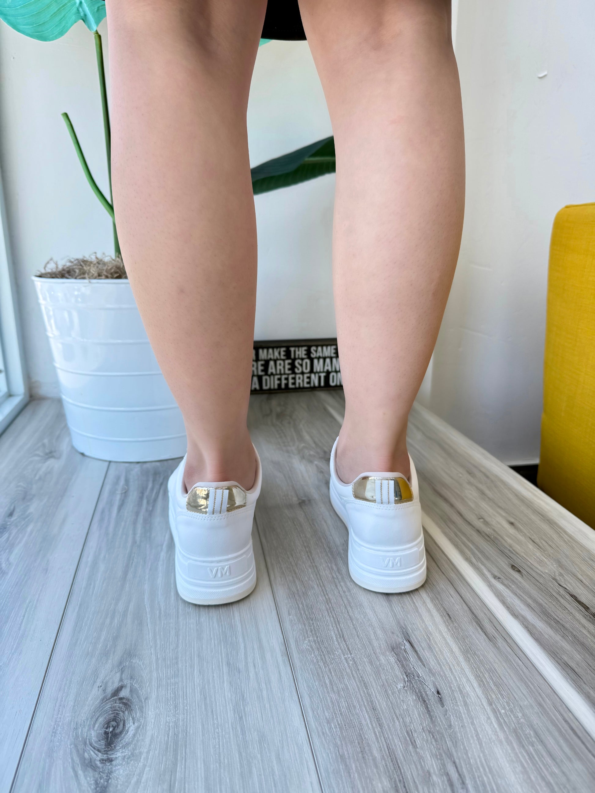 Alexis white sneaker 7,9 - Stela The Shoetique