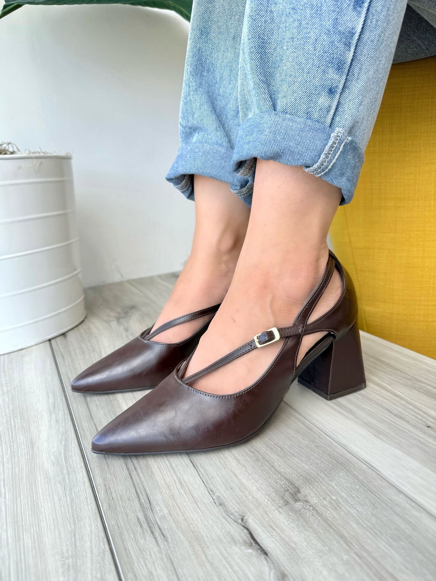 Alberta dark brown