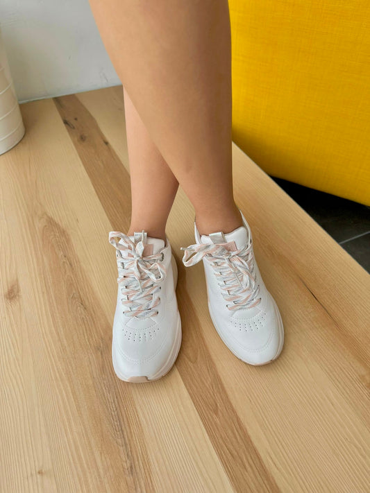 Ivanna sneaker- 4,5,6,9,11 - Stela The Shoetique