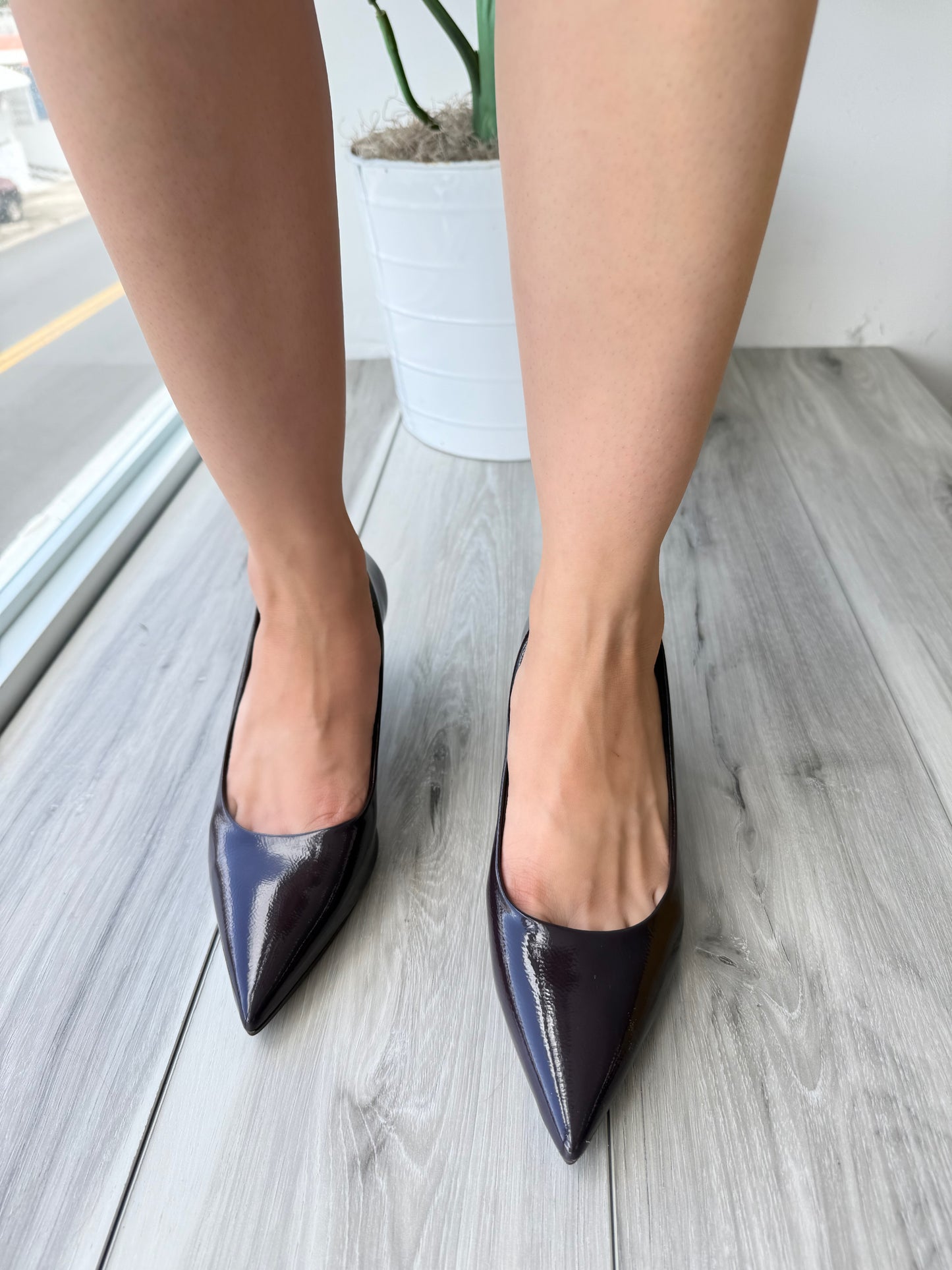 Moira dark brown