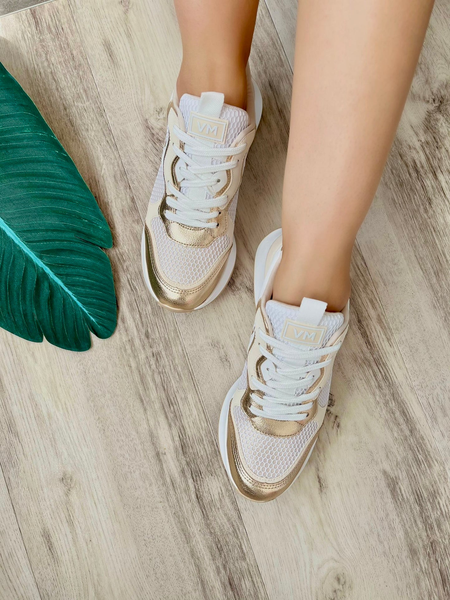 Minne Golden White Sneaker - Stela The Shoetique