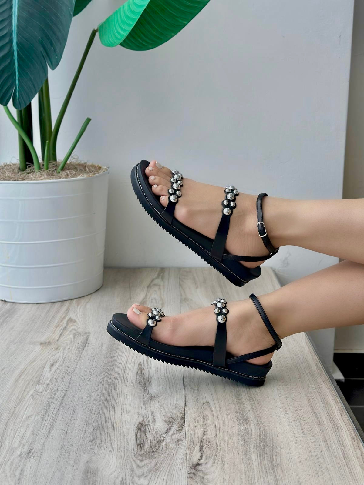 Fanny black flat 7,9 - Stela The Shoetique