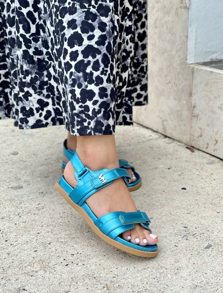 VICTORIA VELCRO FLAT #1- FINAL SALE