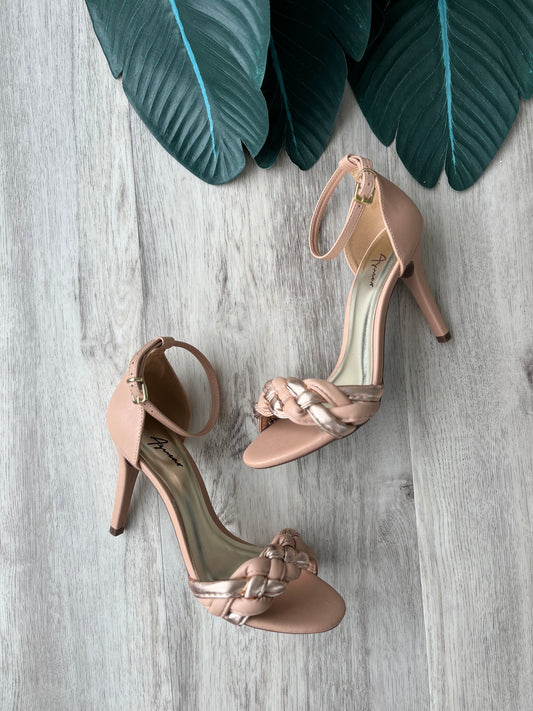 Noa- Size 10 - Stela The Shoetique