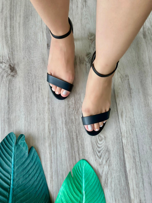 Emilia Black Heel 8,9 - Stela The Shoetique