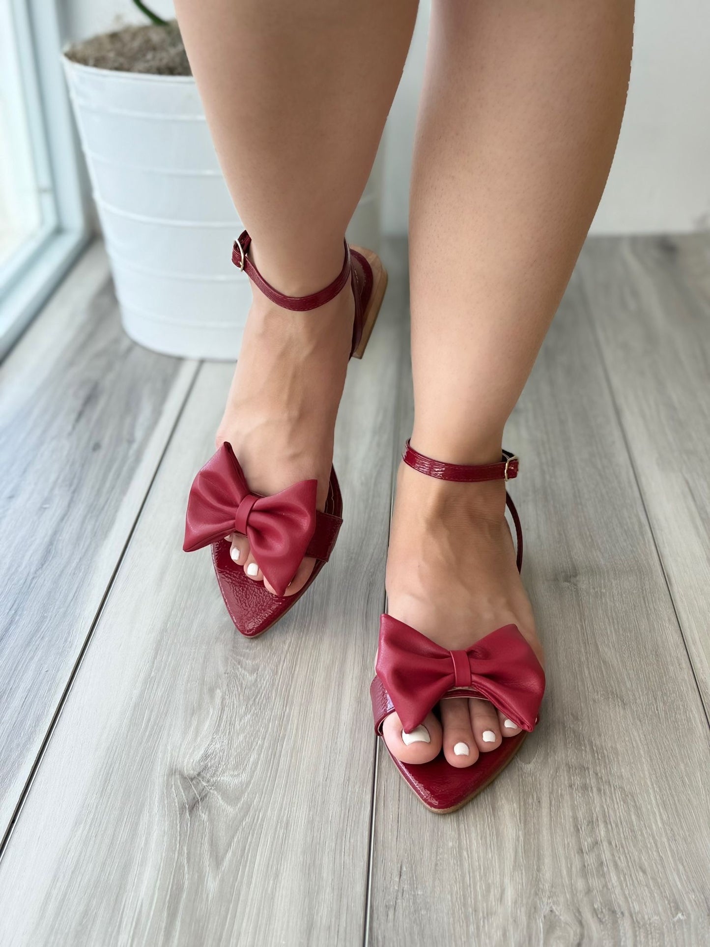Marcella red
