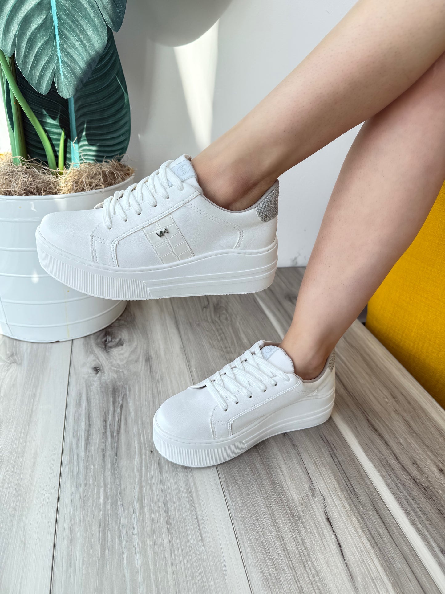 Yessy White grey Sneaker