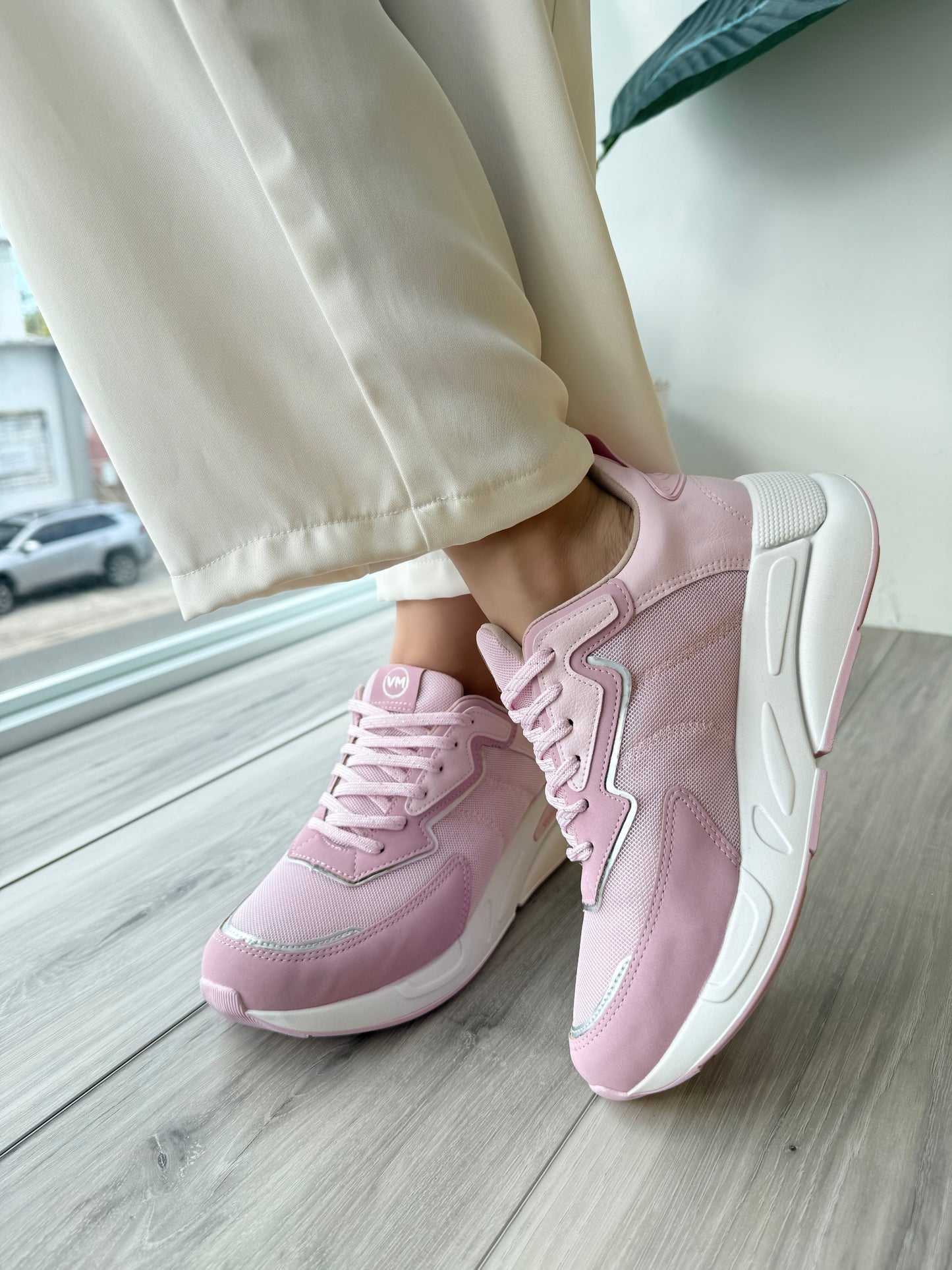 Ambrossia sneaker- 4,5,9,11 - Stela The Shoetique
