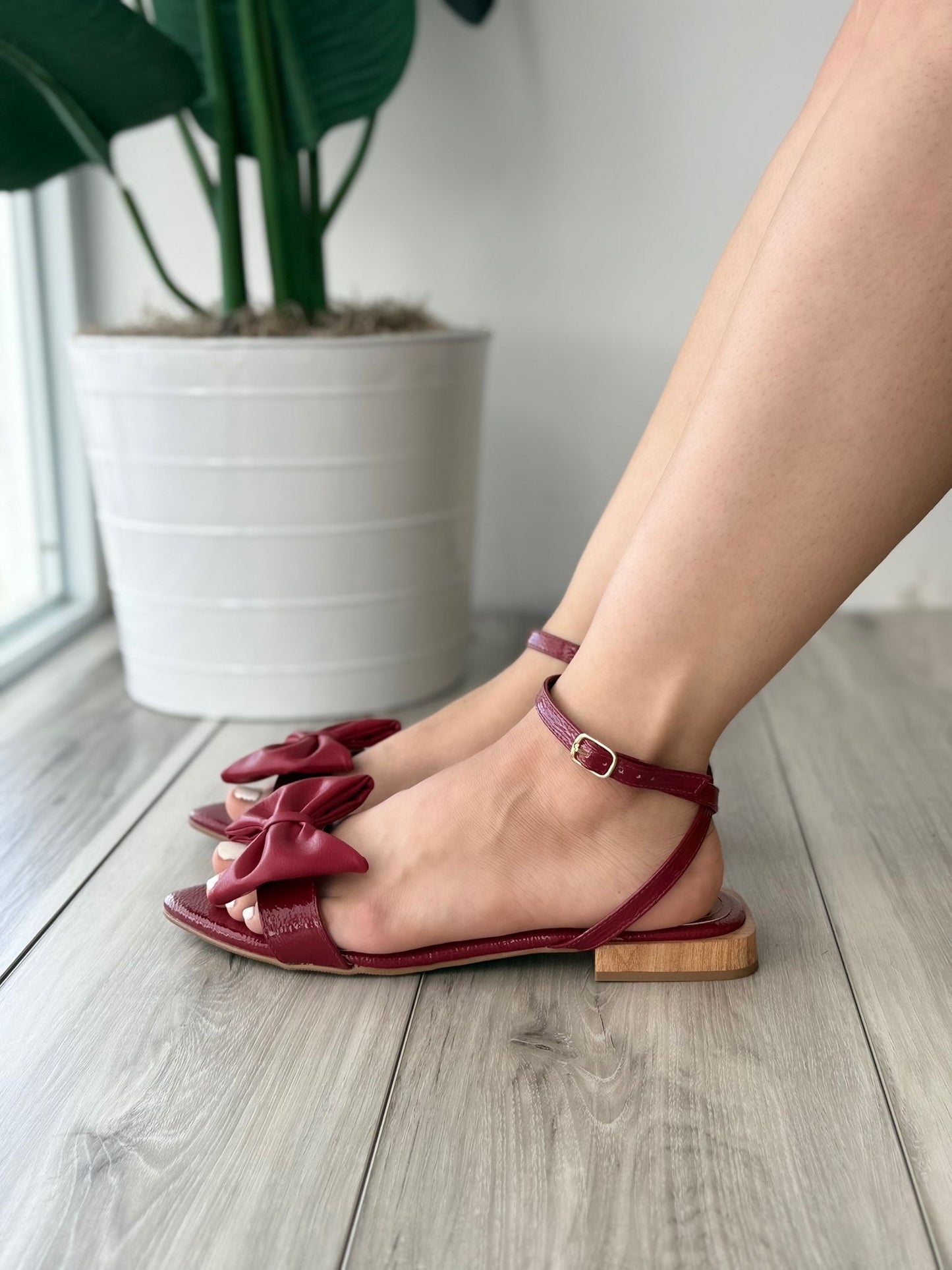 Marcella red