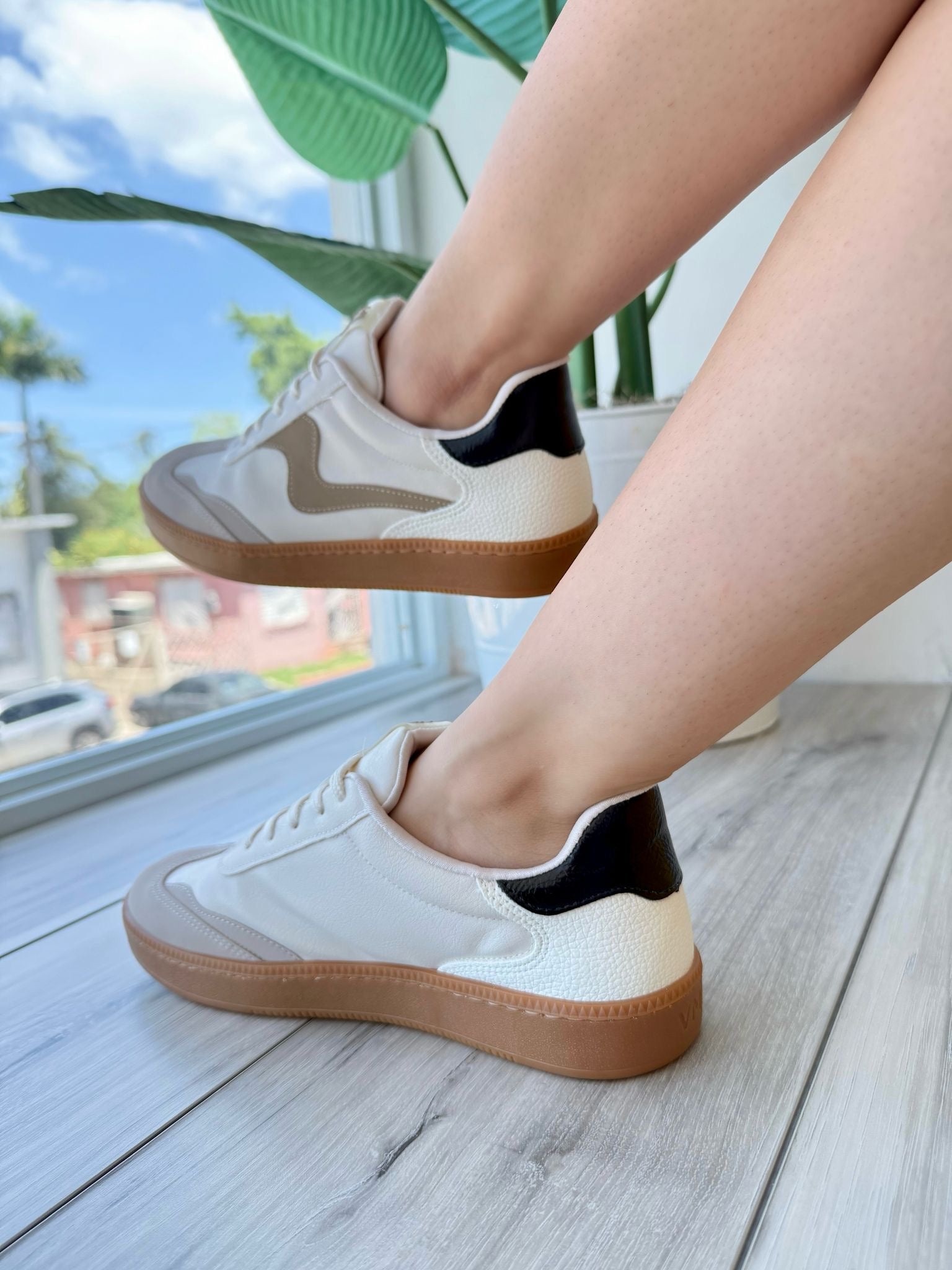 Antonio Beige - Stela The Shoetique