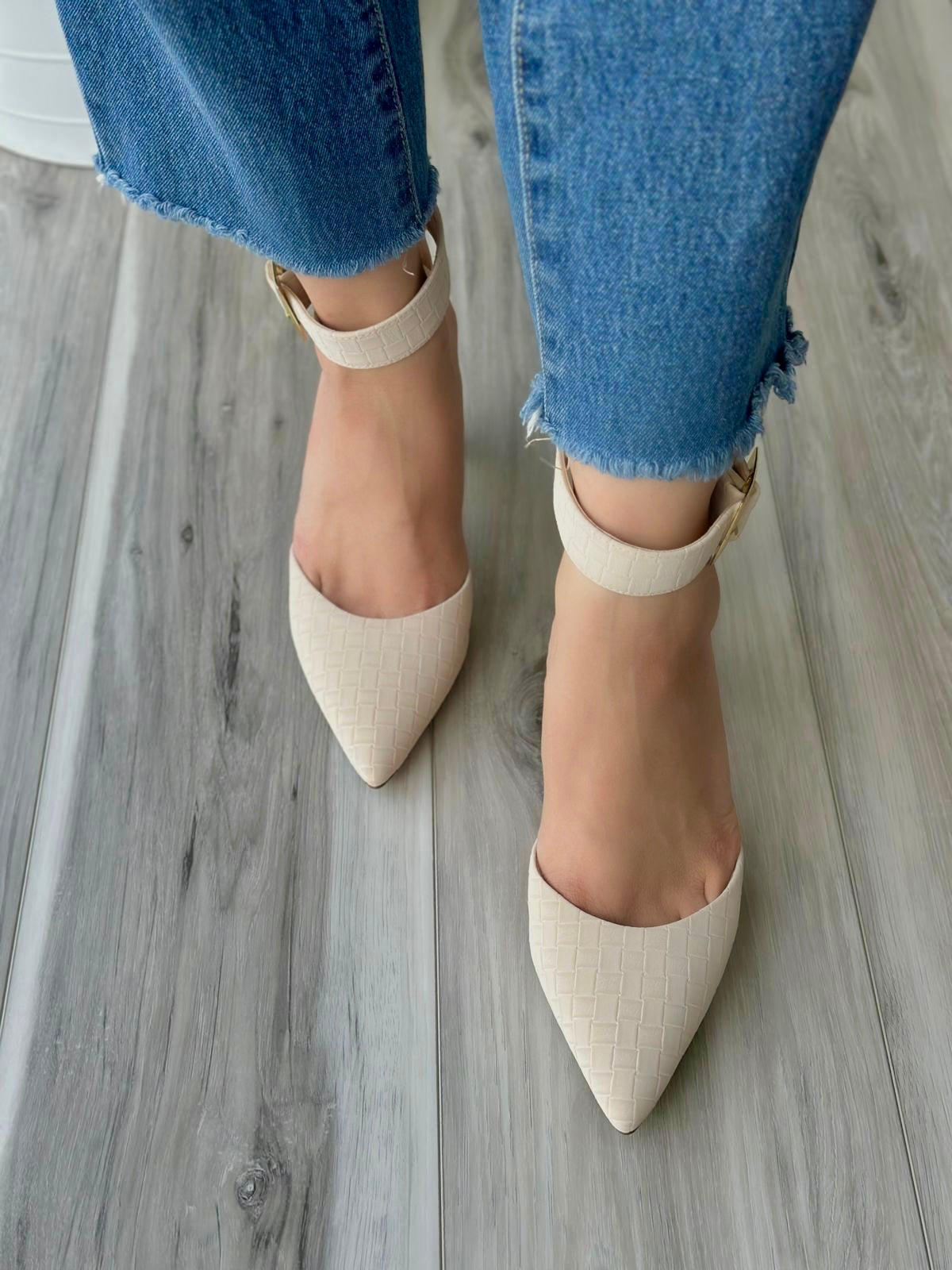Dory off white heel 6,8 - Stela The Shoetique