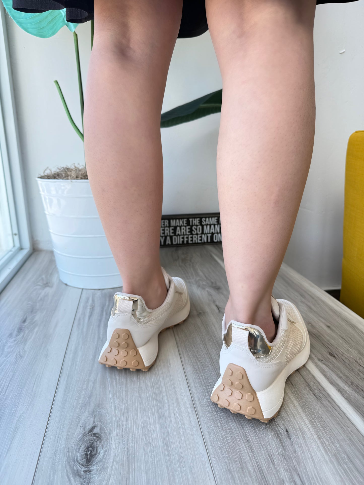 Karol Creme Tones Sneaker