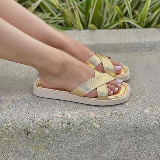 Clara golden flat 5,6,7 - Stela The Shoetique