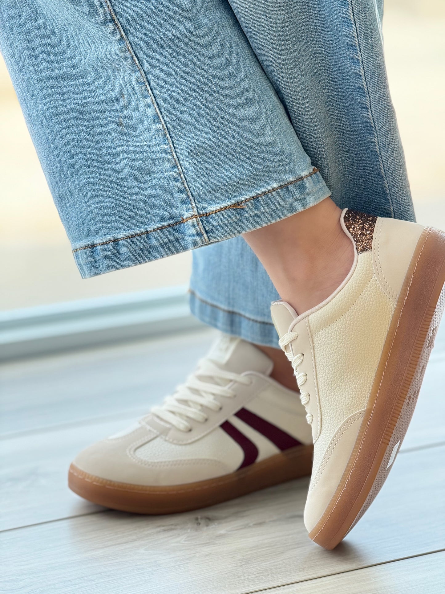 Amadeo Beige wine