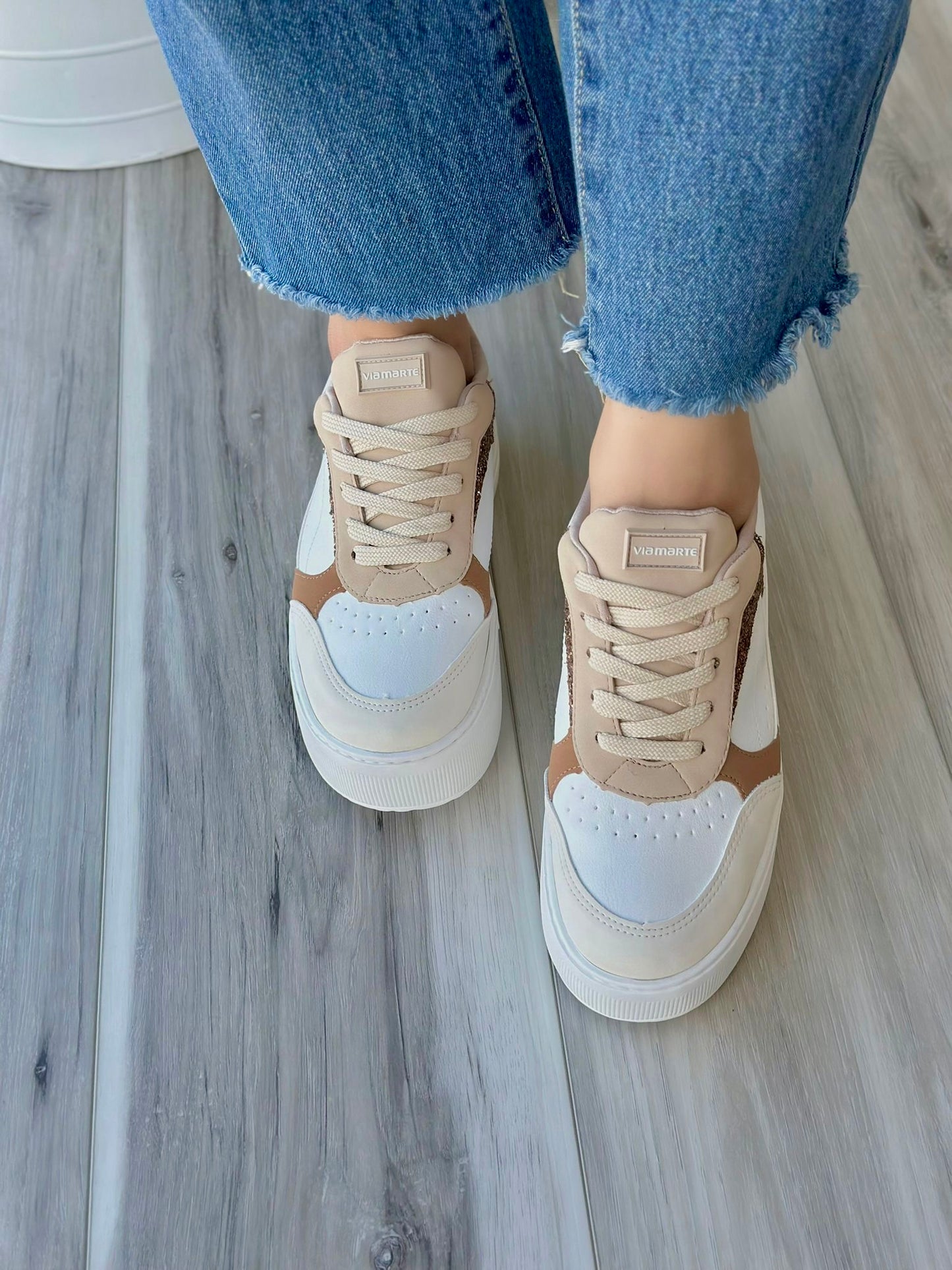 Peter camel/white creme sneaker - Stela The Shoetique