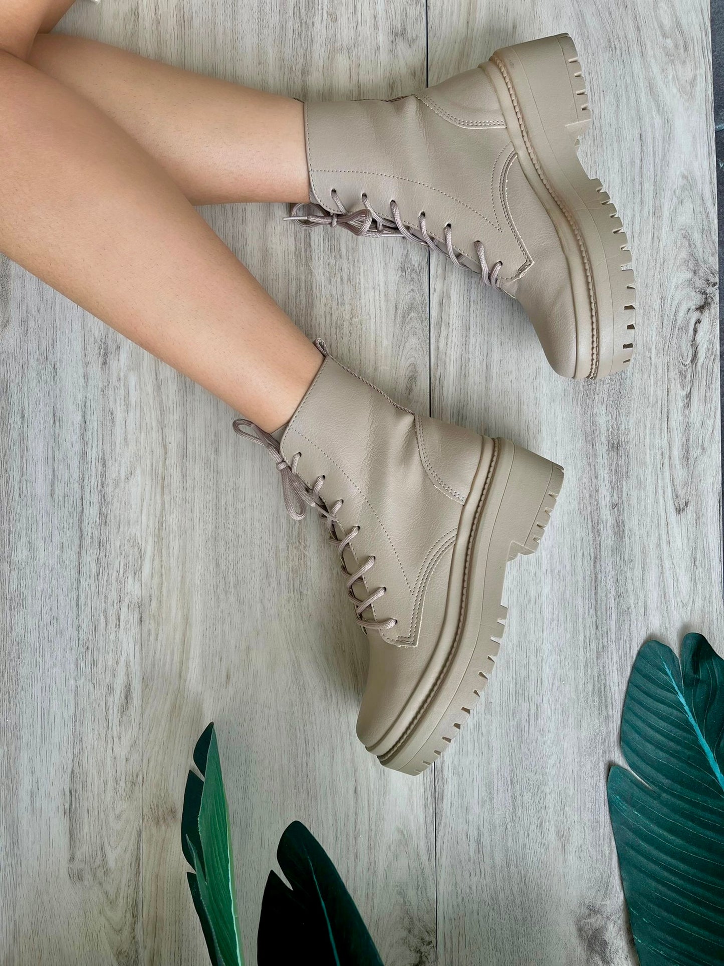 8503-04 - Size 4,10 - Stela The Shoetique