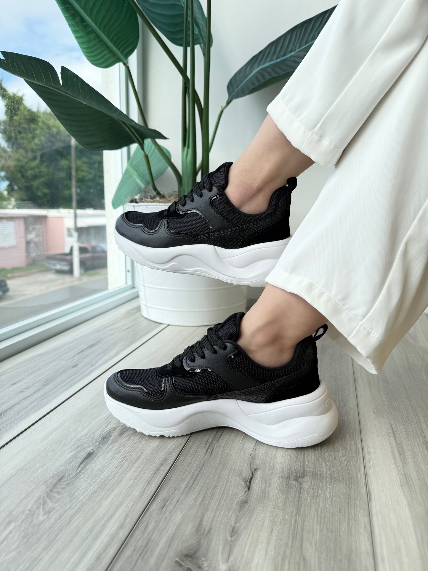 Dania sneaker