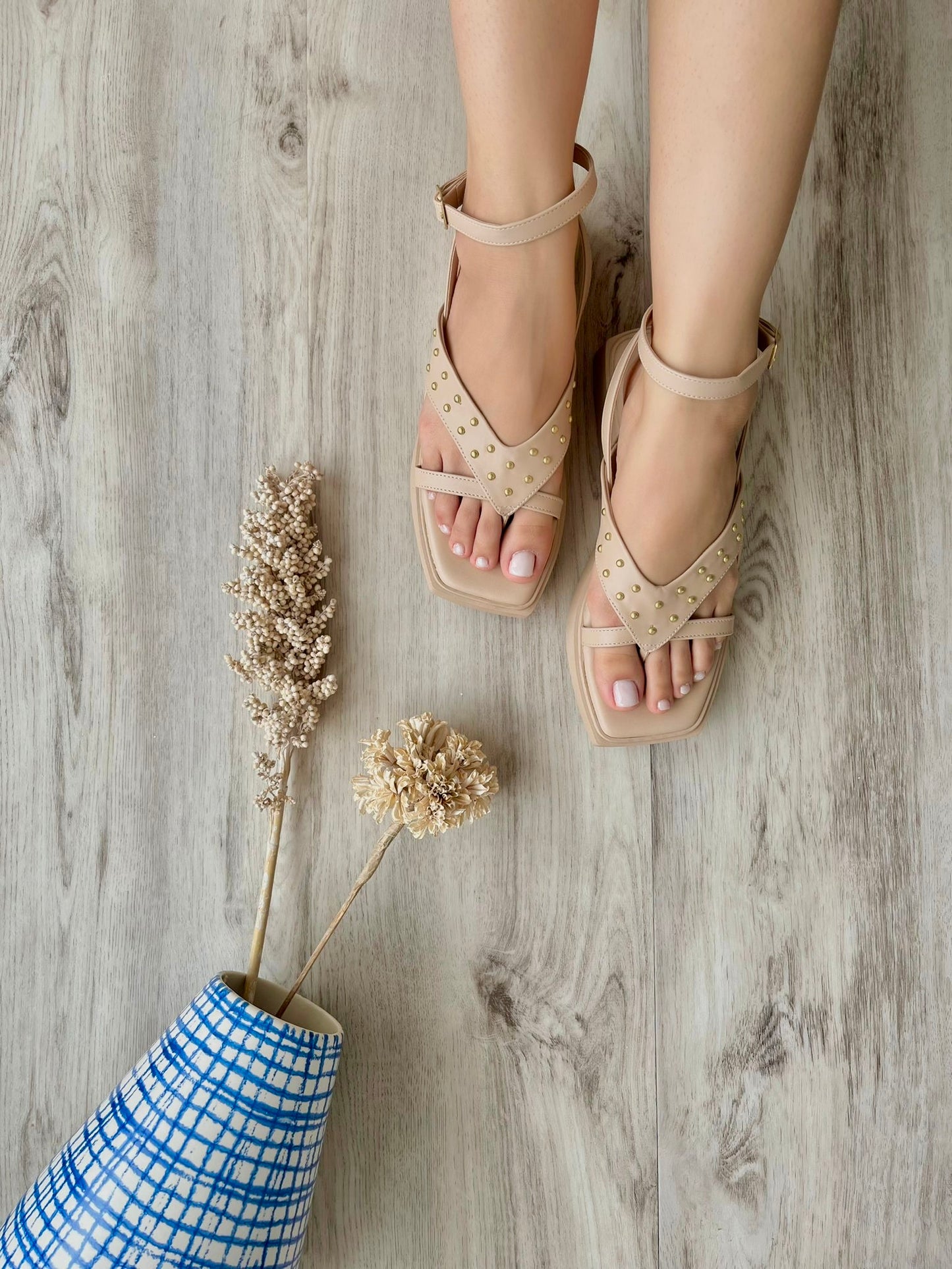 Madonna beige sandal - Stela The Shoetique
