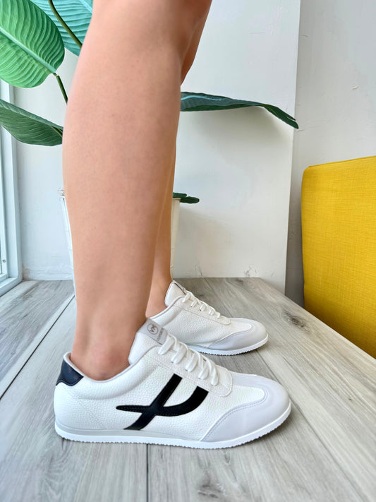 Marcus black white - Stela The Shoetique