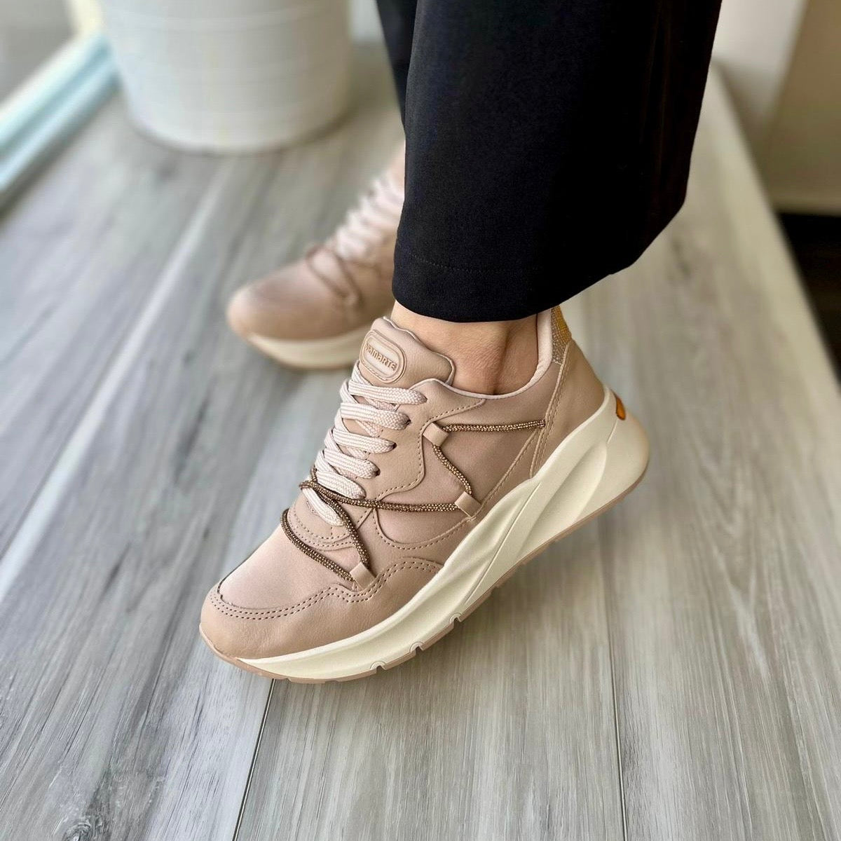 Yamila Creme Sneaker 6 - Stela The Shoetique