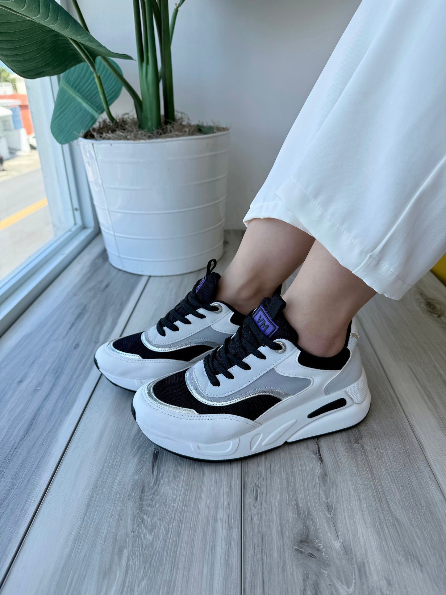 Xiomy Black- 4,5,6,7,11 - Stela The Shoetique
