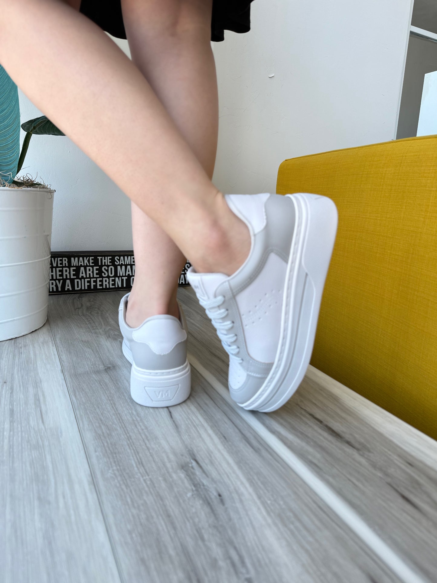 Anita sneaker