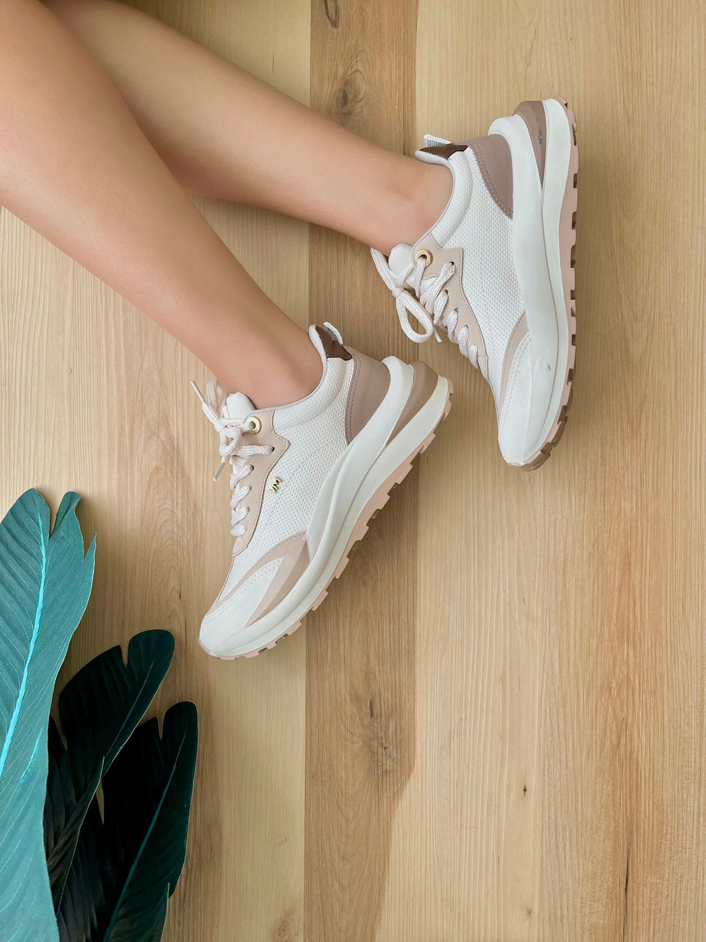 Bruleé sneaker- 4,5,11 - Stela The Shoetique