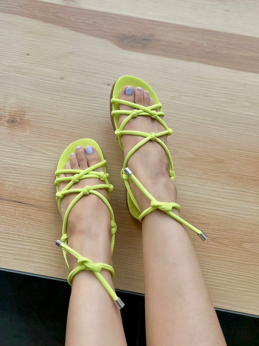Kim lime flat- 4,9,10 - Stela The Shoetique