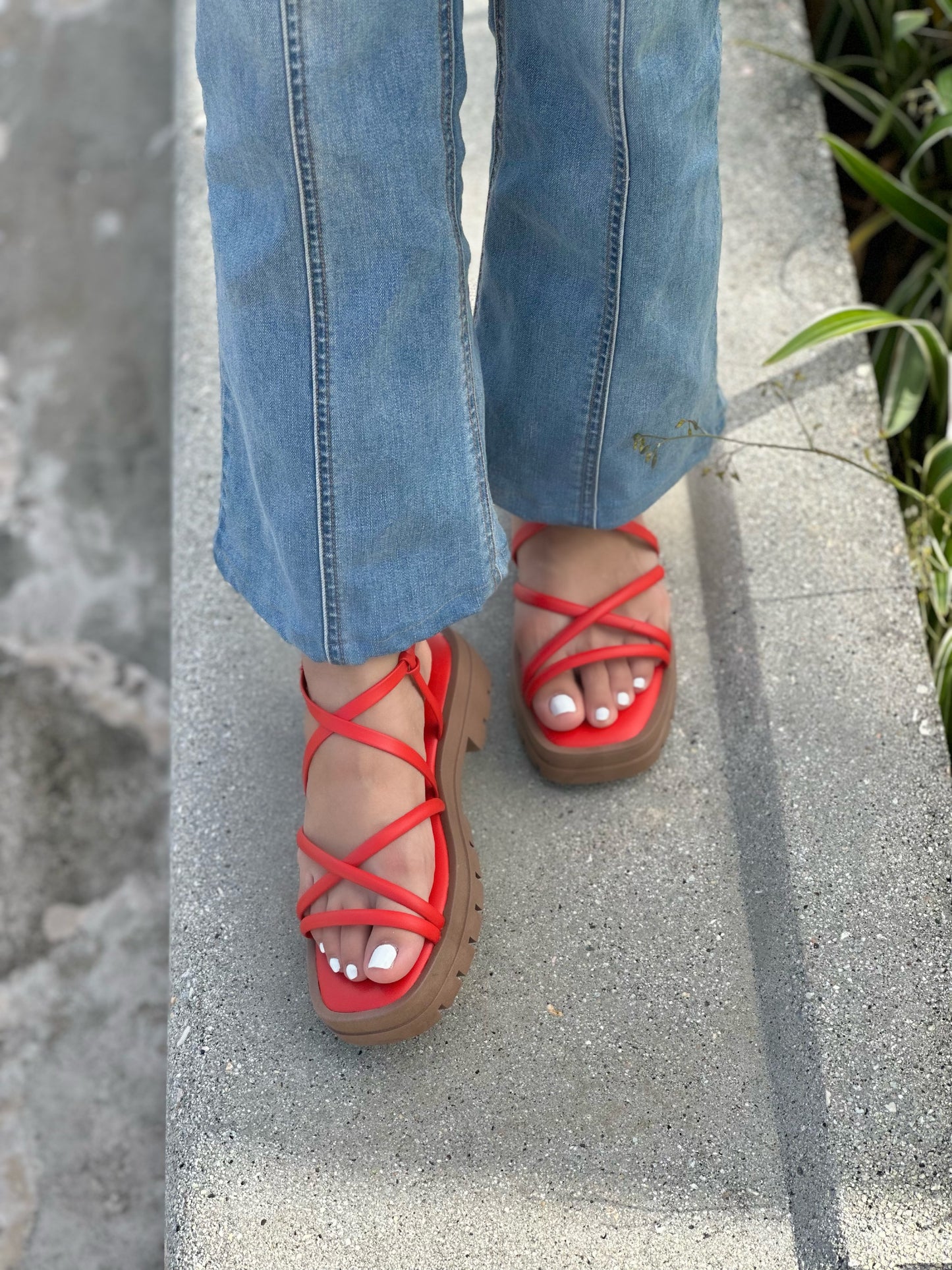 Dian red flat 5,6 - Stela The Shoetique