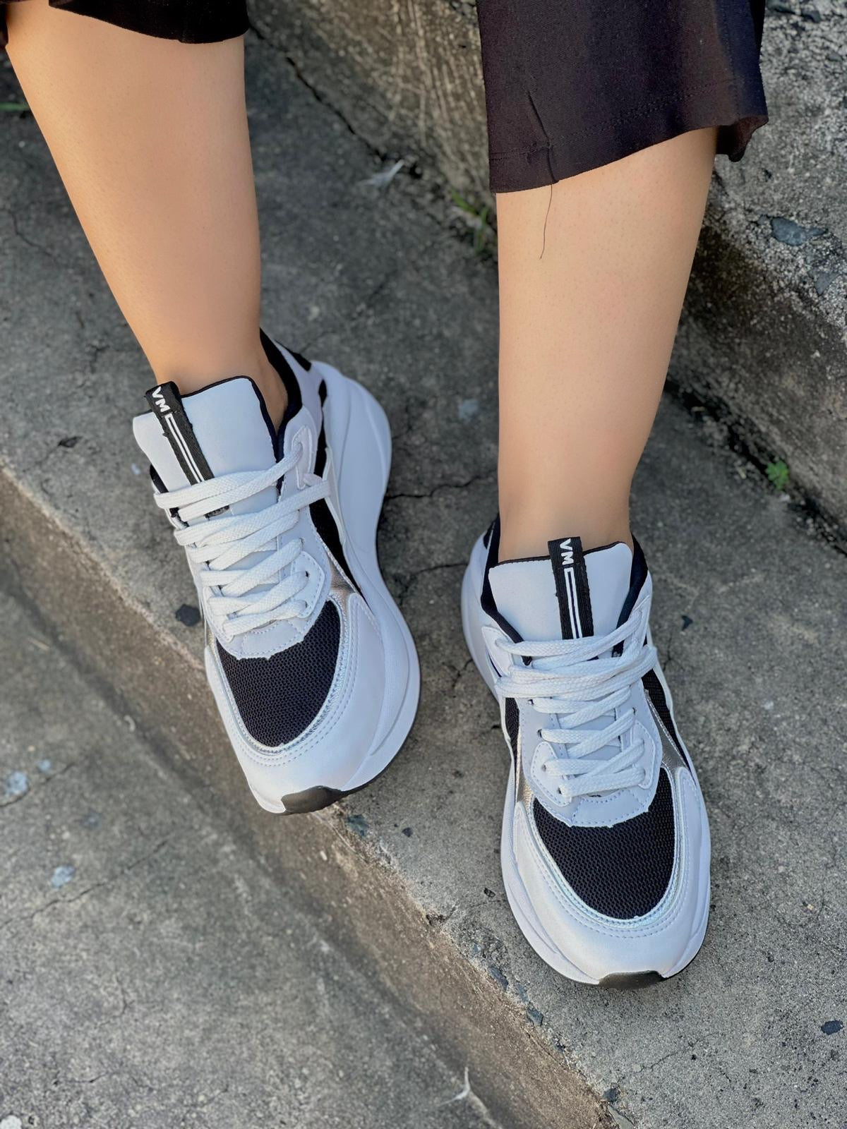 Mali Sneaker- 5,7,11 - Stela The Shoetique