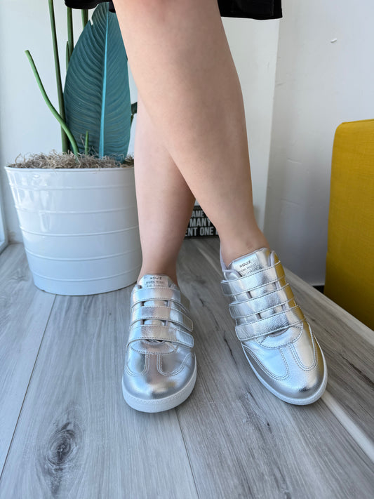 Eira silver sneaker 7,8,9 - Stela The Shoetique