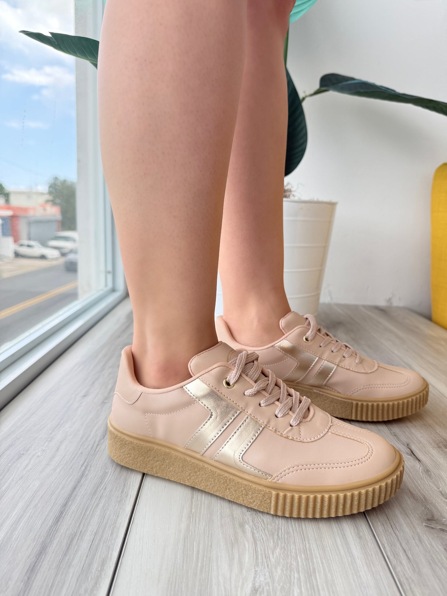 Alejandro beige gold