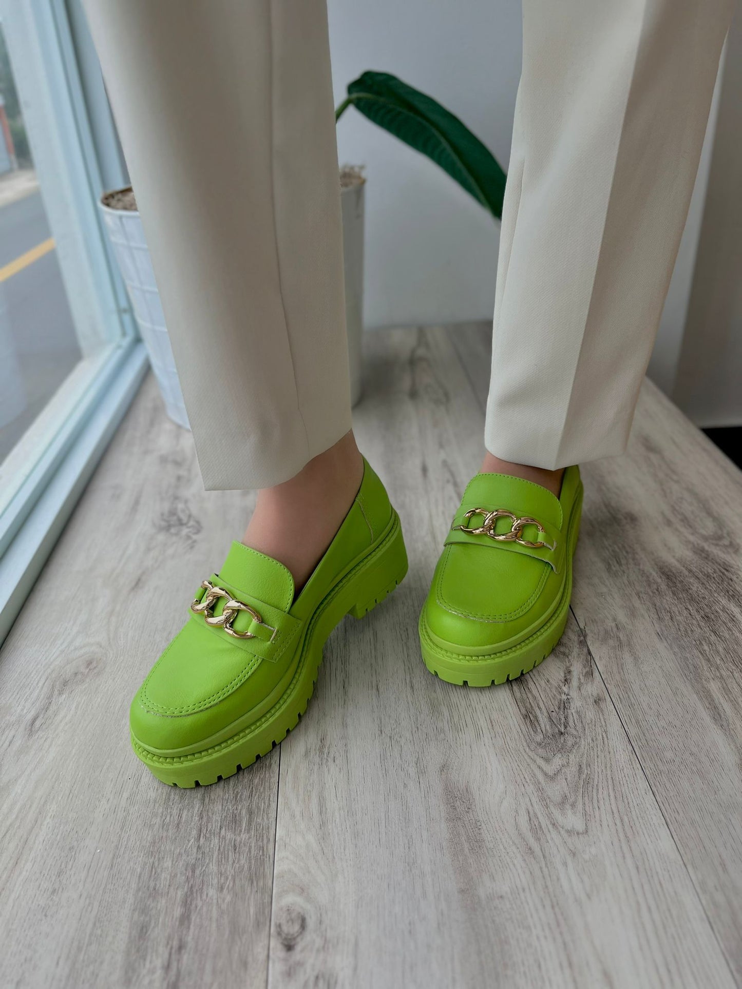 Klhoe Loafer - size 4,5,7,11 - Stela The Shoetique
