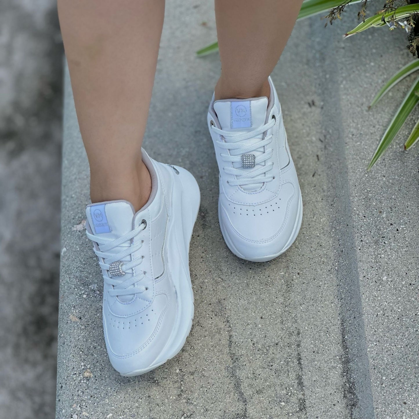 Cameron white 6,7,9 - Stela The Shoetique