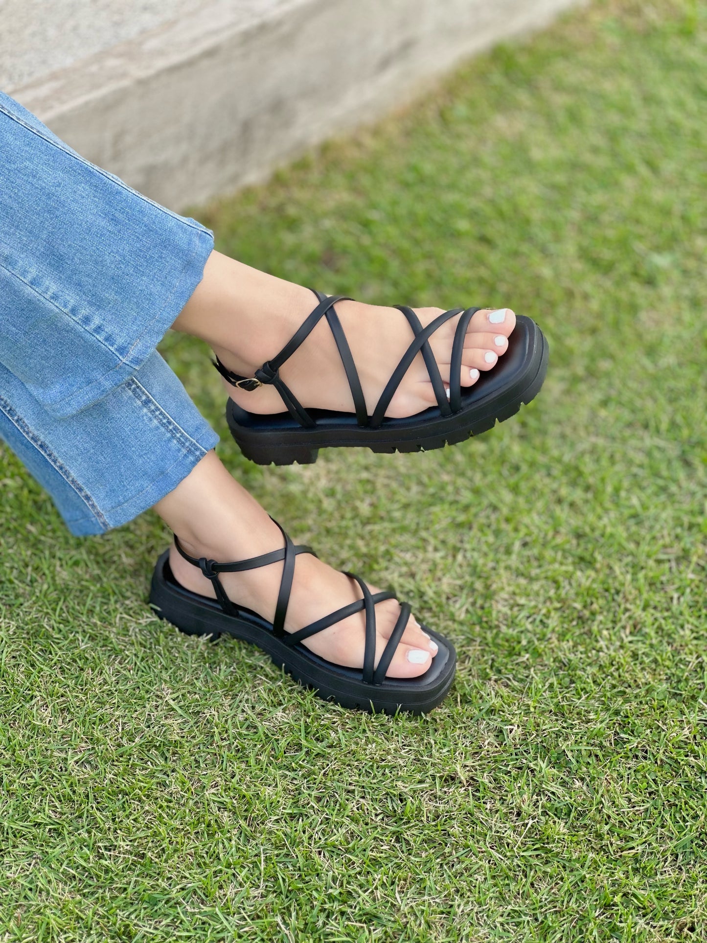 Dian black flat - Stela The Shoetique