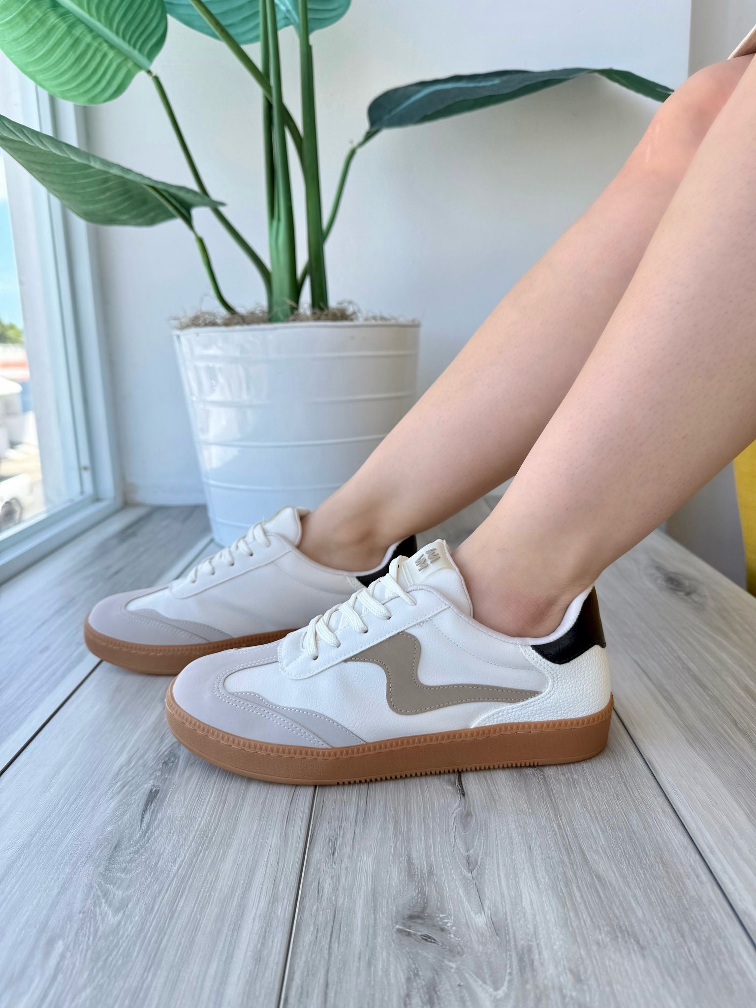 Antonio Beige - Stela The Shoetique