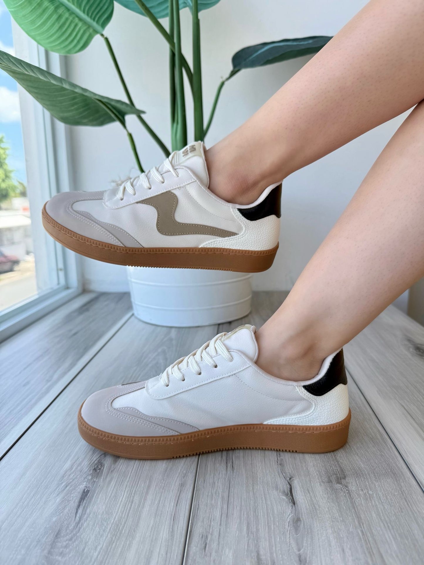 Antonio Beige - Stela The Shoetique