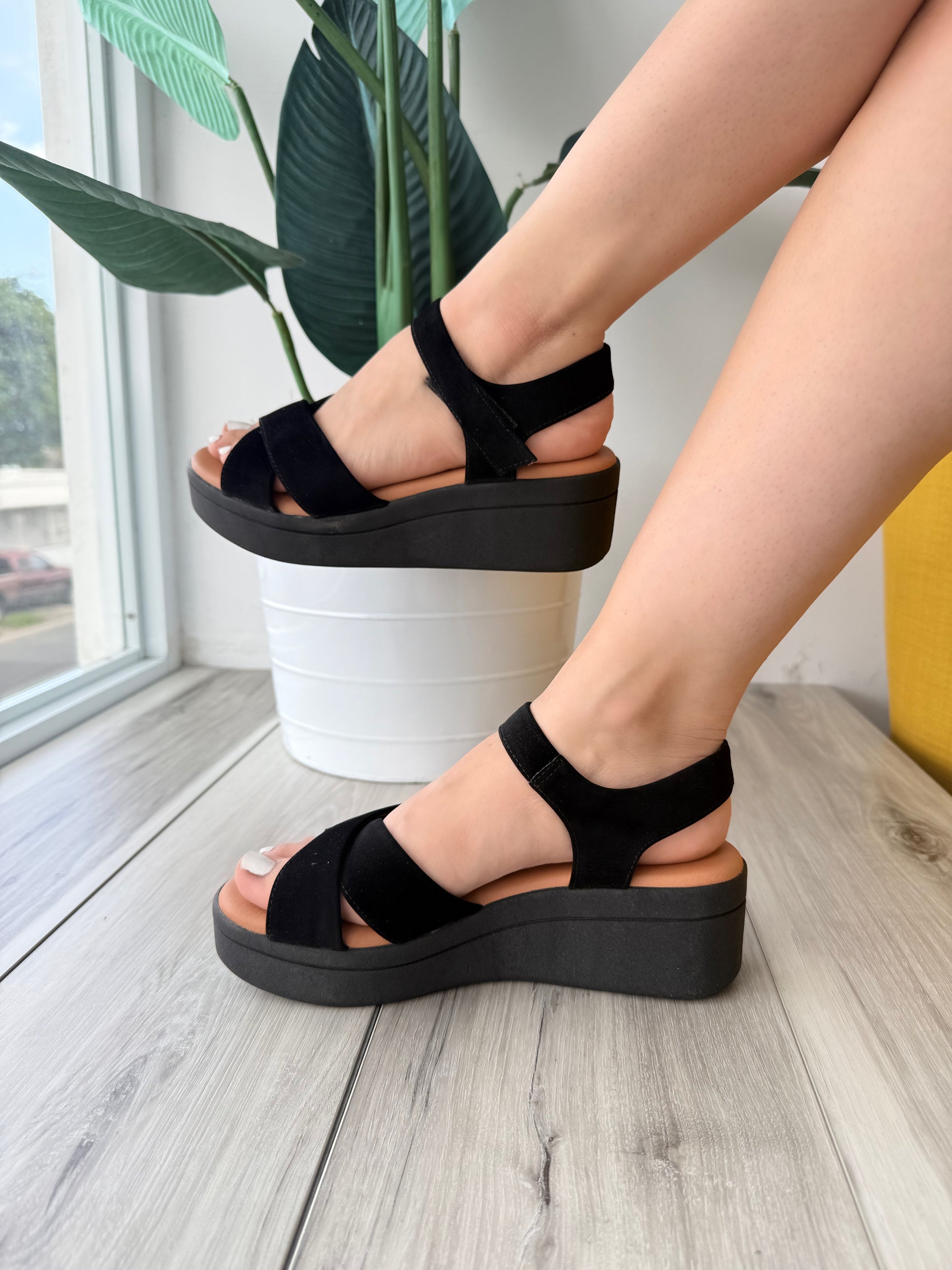 Ainara black - Stela The Shoetique