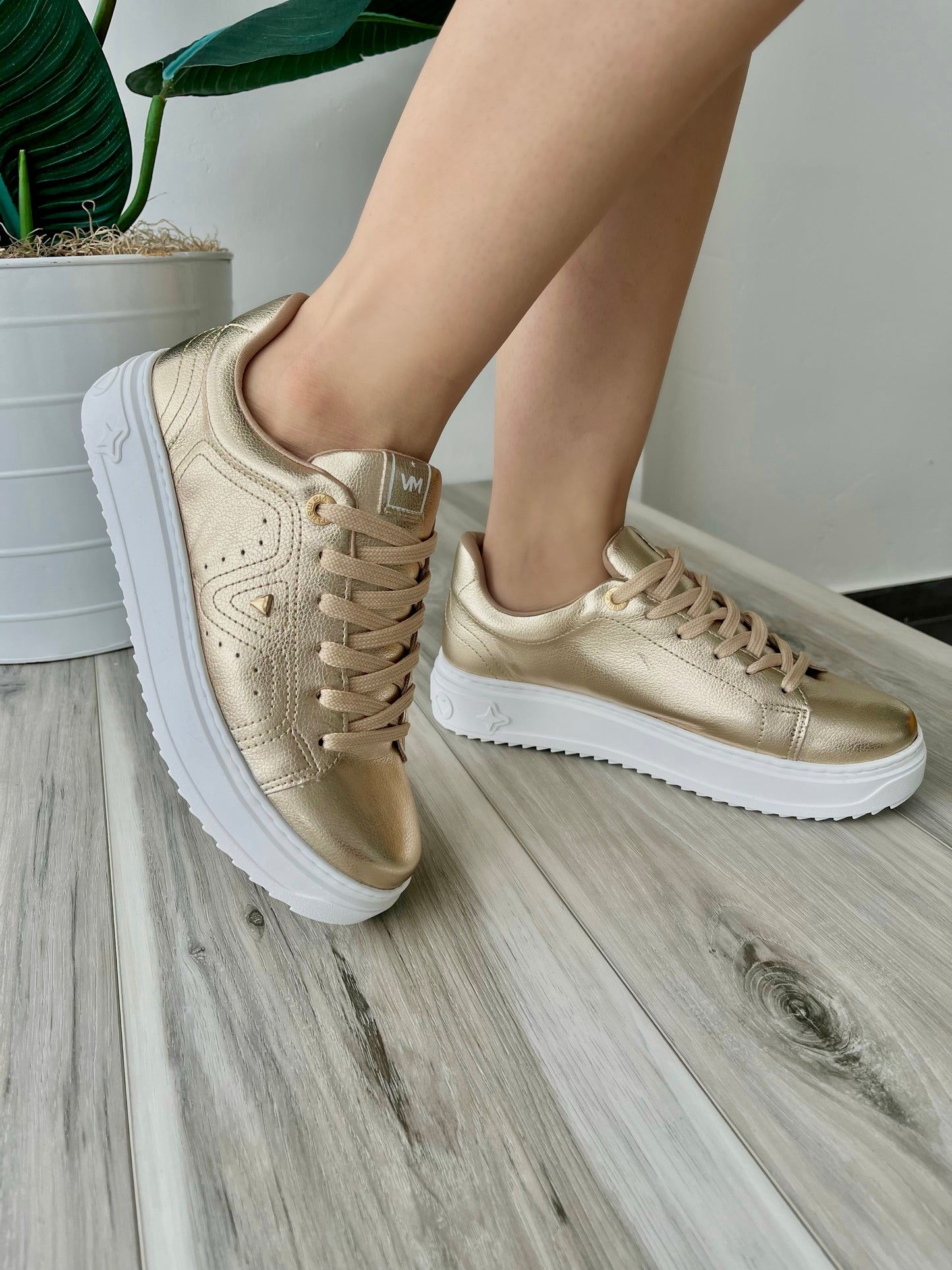 Saba gold sneaker 7 - Stela The Shoetique