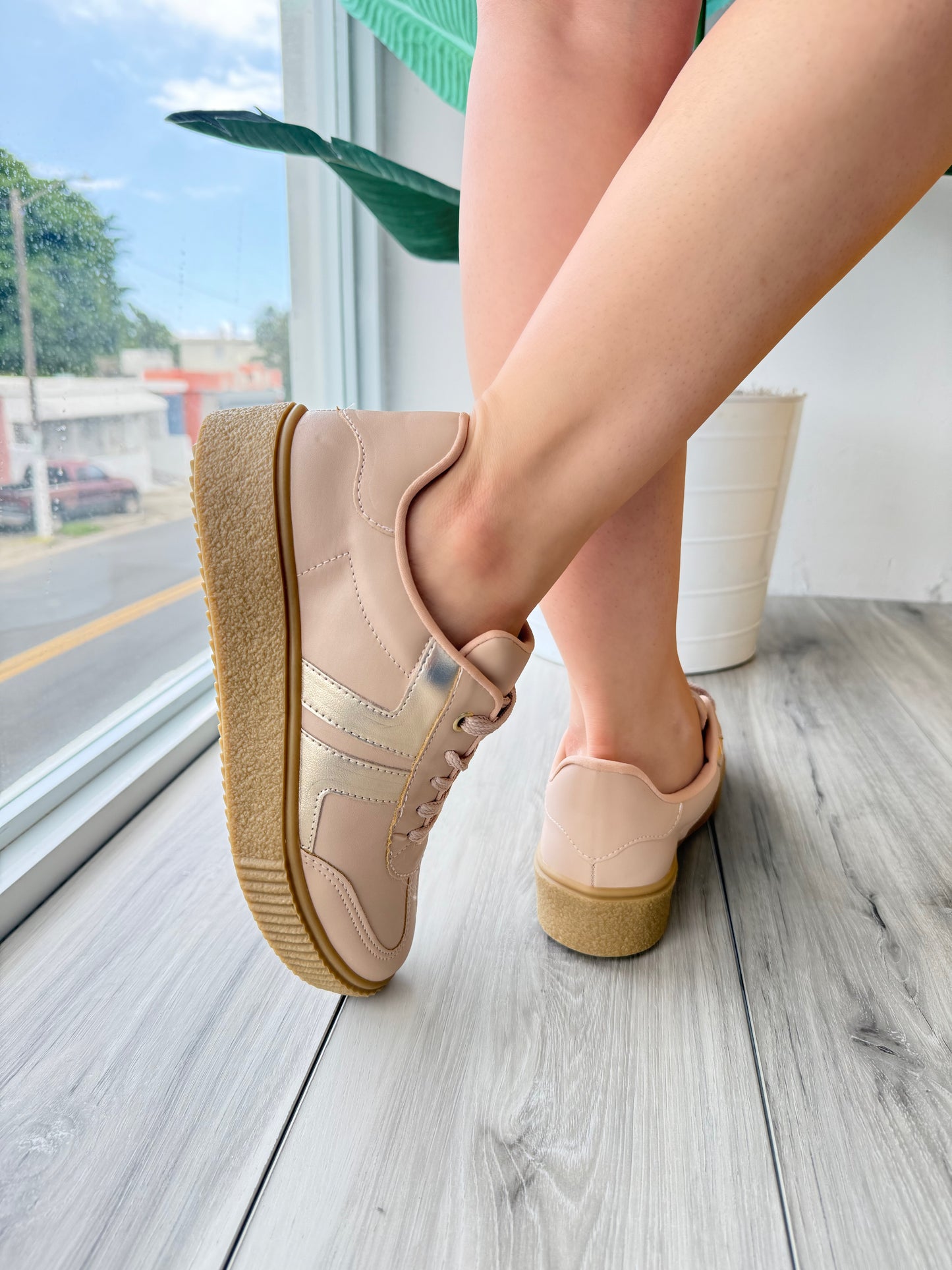 Alejandro beige gold
