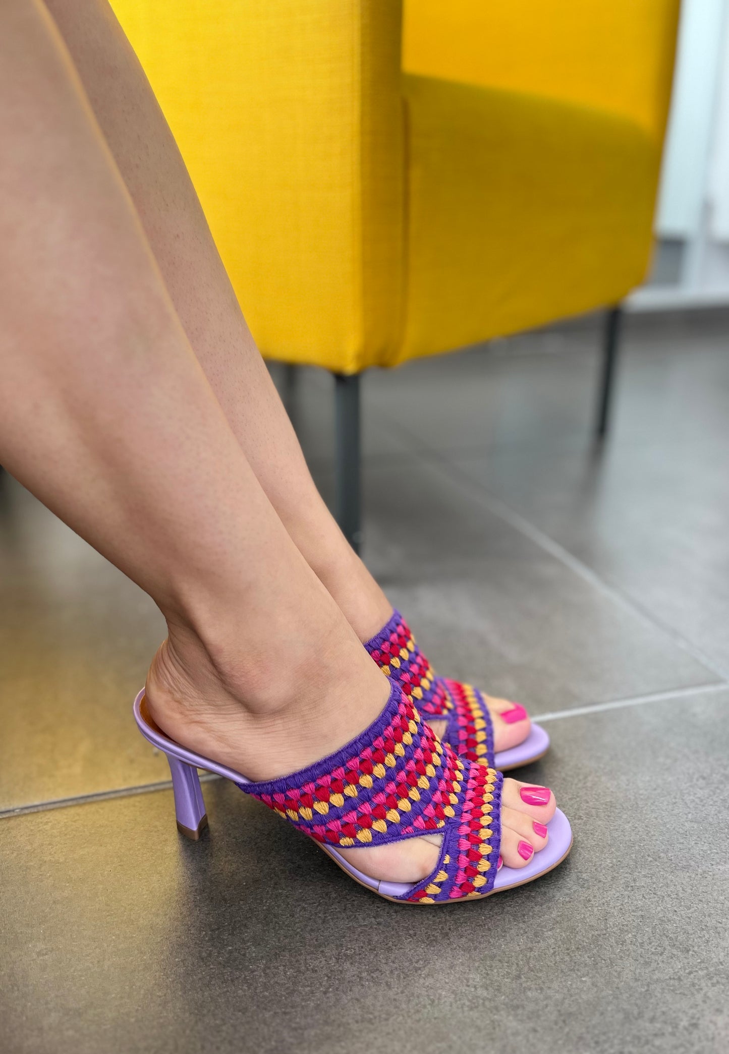 CUT OUT MULTI LILAC SANDAL 471007- FINAL SALE