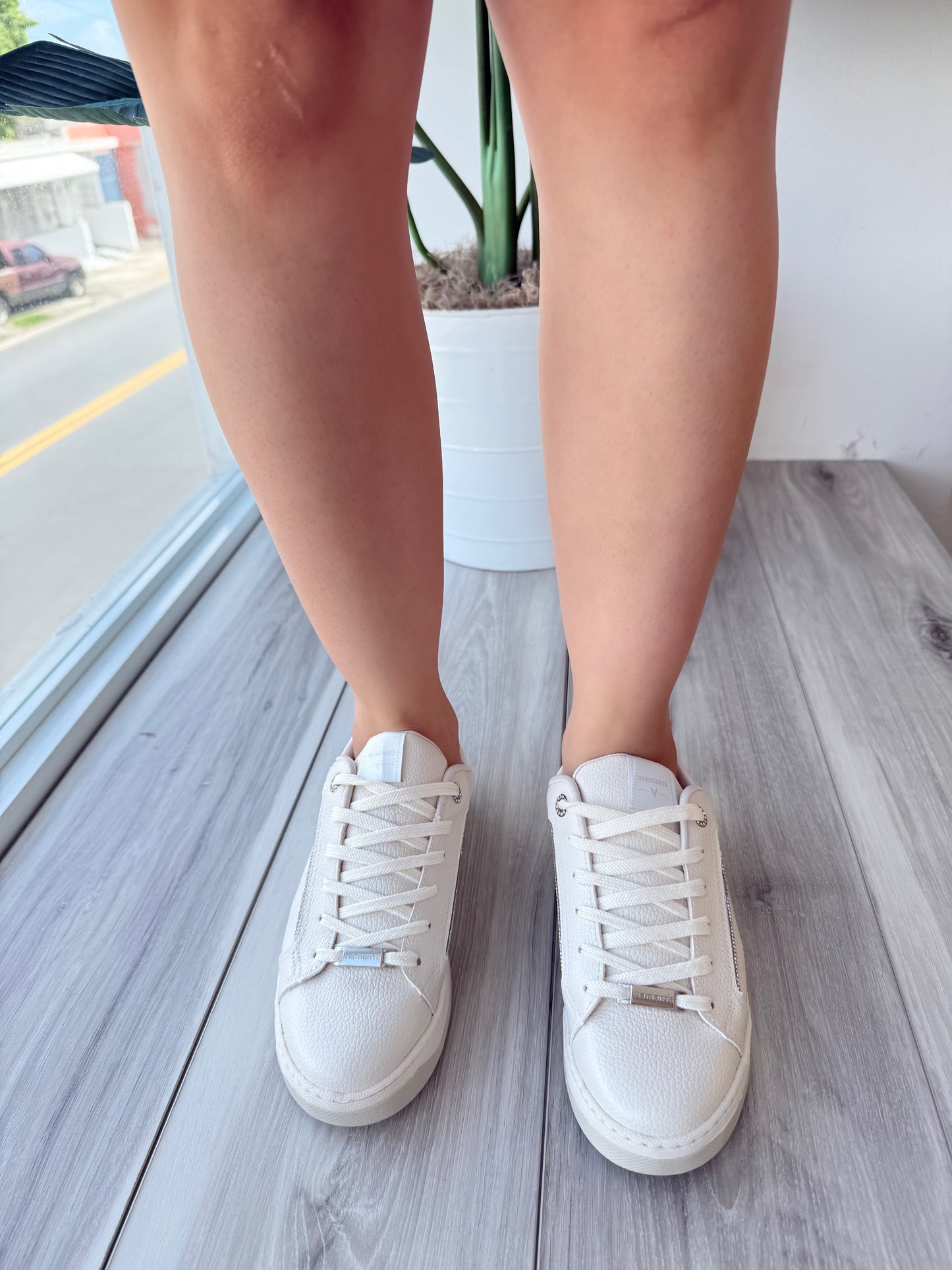 Loreto off white