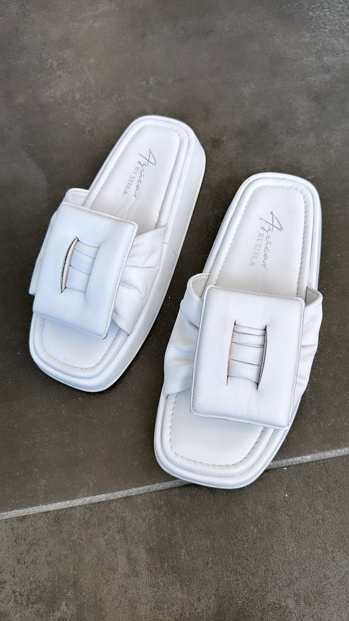 Penelope - Size 10 - Stela The Shoetique