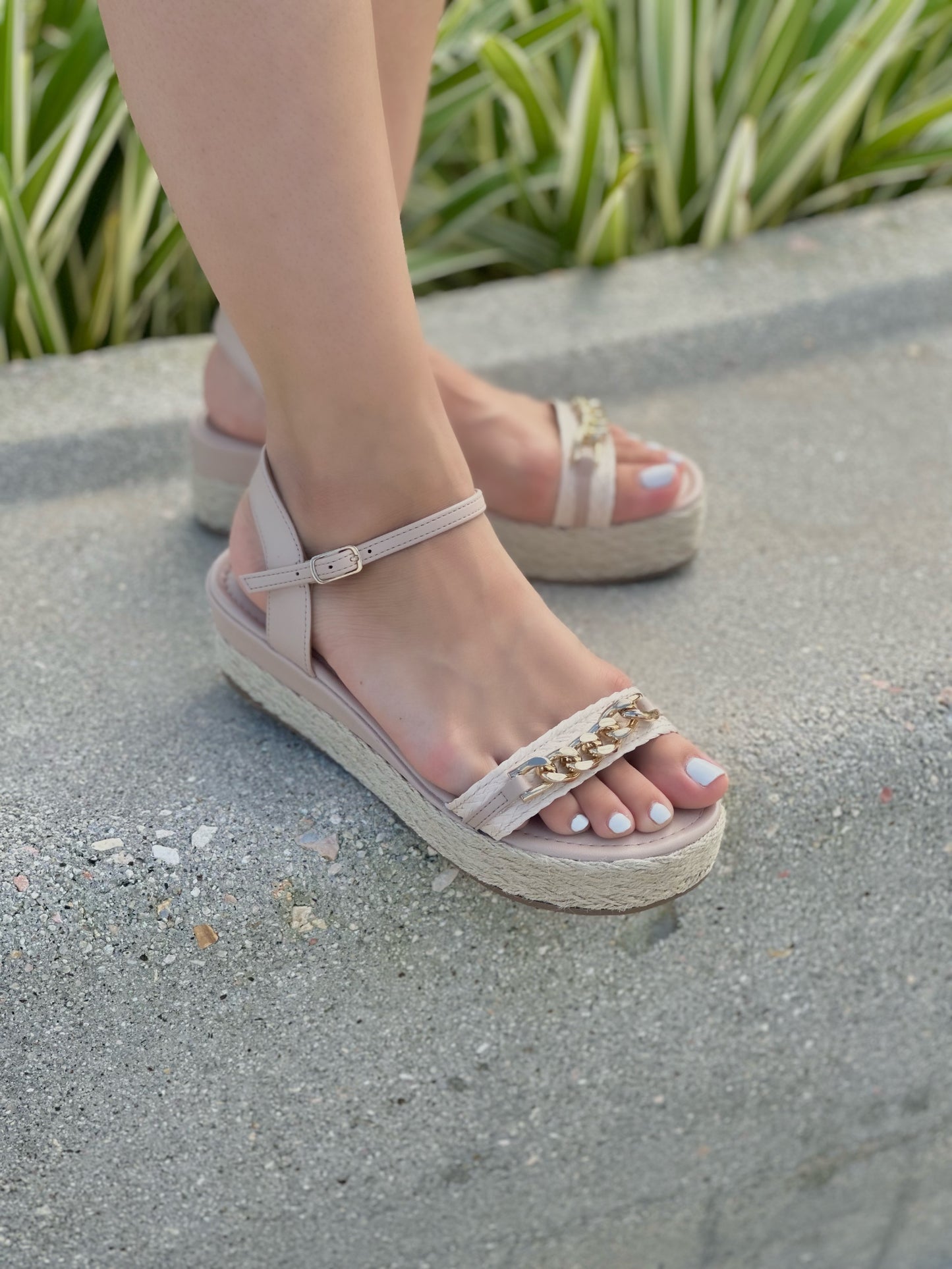 Betina creme flatform 6 - Stela The Shoetique