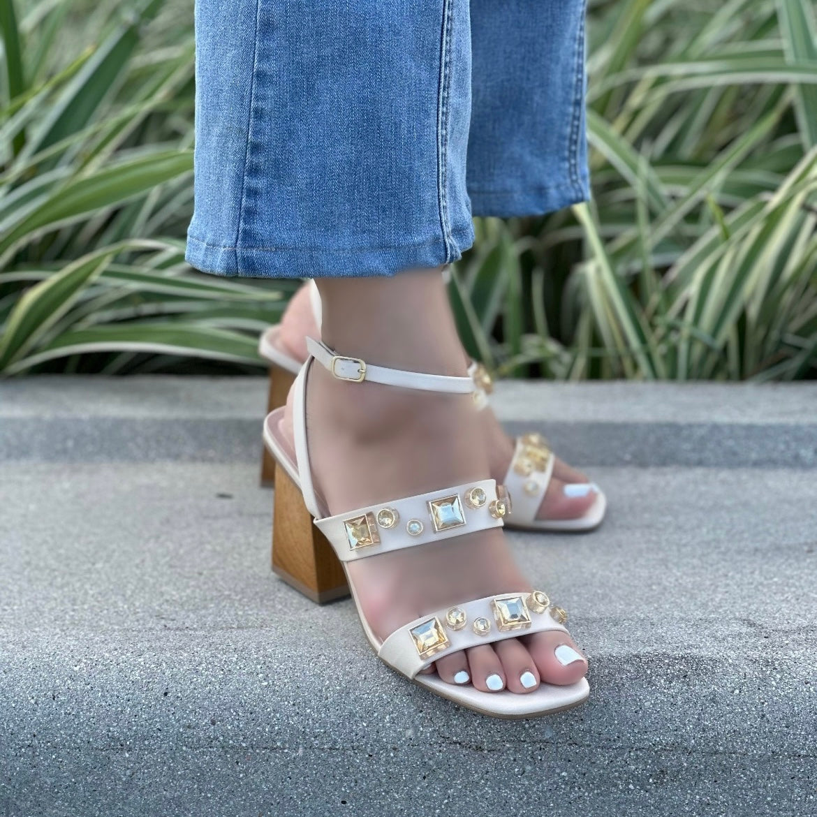 Pia off white heel 5,6 - Stela The Shoetique