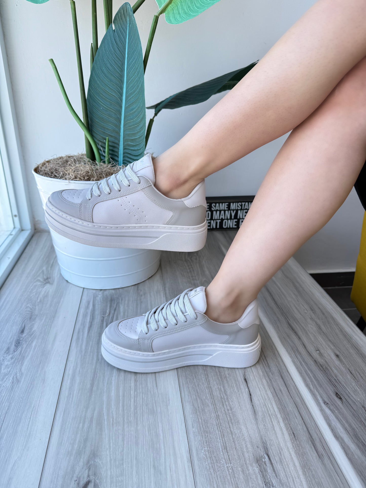 Anita sneaker