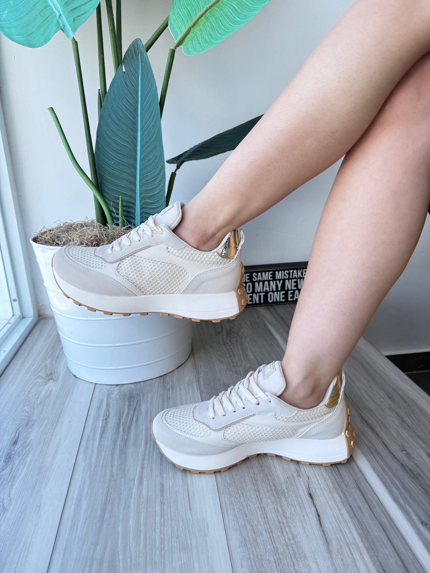Karol Creme Tones Sneaker