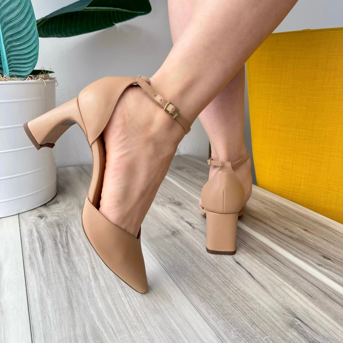 Fela beige heel