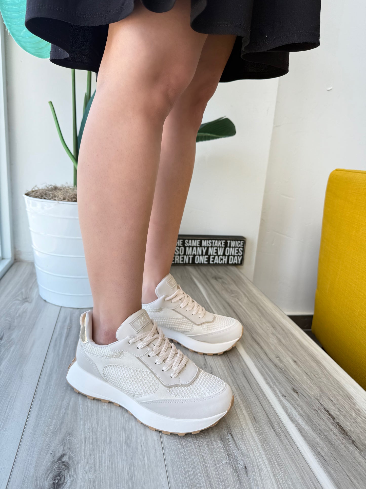 Karol Creme Tones Sneaker