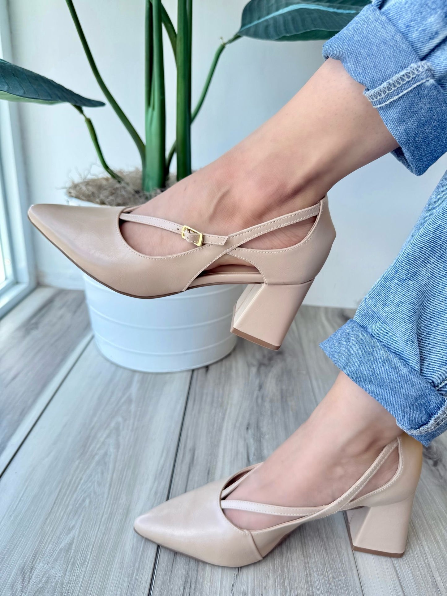 Alberta beige